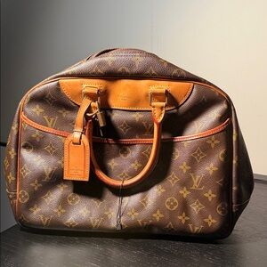 Louis Vuitton Monogram deauville travel bag or makeup cosmetic bag